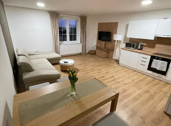 Apartmany B. Nemcove