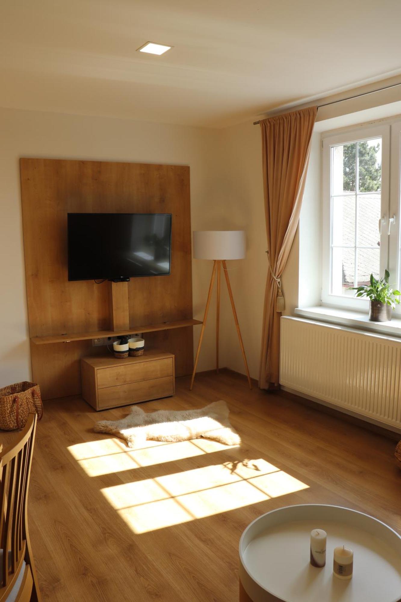 B. Nemcove Apartment Ceska Skalice